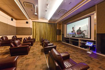 The M @ Medini Macrolink