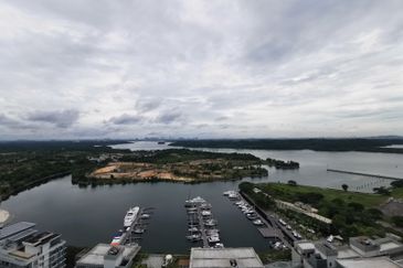 Imperia @ Puteri Harbour