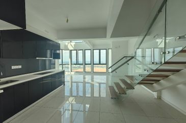 The Elysia Park Residence