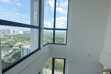 The Elysia Park Residence