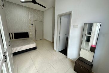 Jalan Perjiranan 11/23