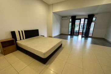 Jalan Perjiranan 11/23