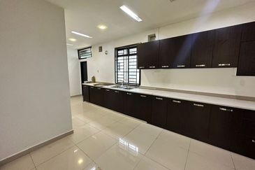 Jalan Perjiranan 11/23