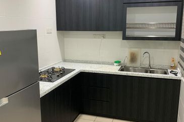 Golden Sands Seaview Residence