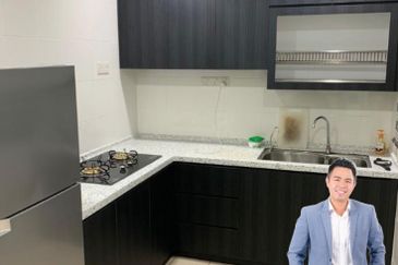 Golden Sands Seaview Residence