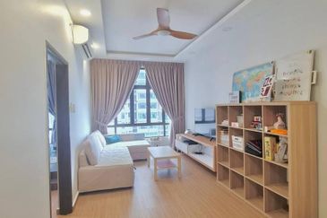 D'Summit Residences @ Kempas Utama