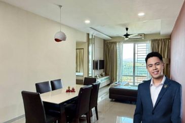 Dedaun Hijau (Greenfield Regency)