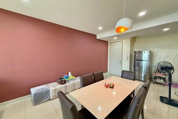 Dedaun Hijau (Greenfield Regency)