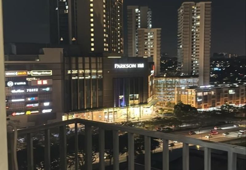 Dedaun Hijau (Greenfield Regency)