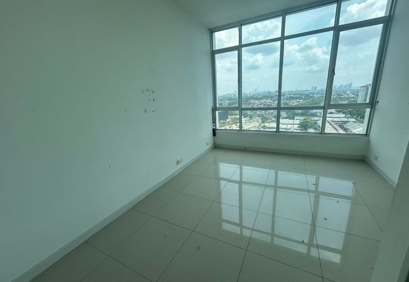 Dedaun Hijau (Greenfield Regency)