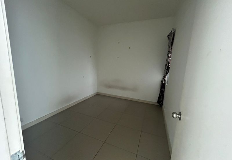 Dedaun Hijau (Greenfield Regency)