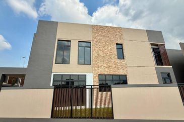 Aurora Resort Villas