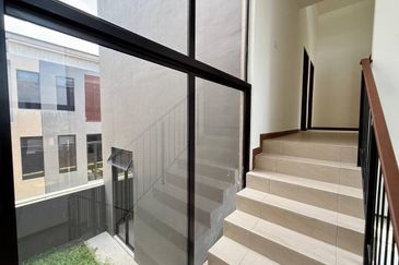 Aurora Resort Villas