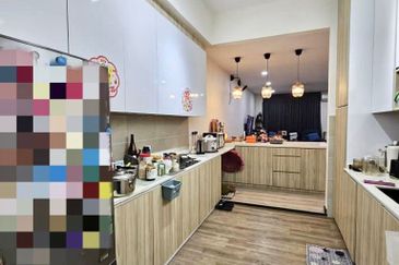 The Straits View, Bandar Baru Permas Jaya