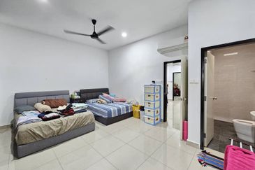 The Straits View, Bandar Baru Permas Jaya