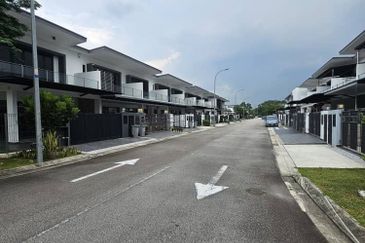 The Straits View, Bandar Baru Permas Jaya