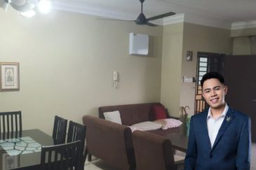 Golden Sands Seaview Residence