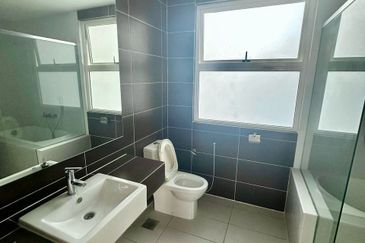 Encorp Marina Puteri Harbour