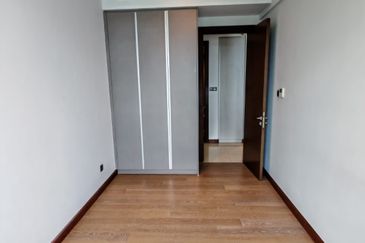 Puteri Cove Residences