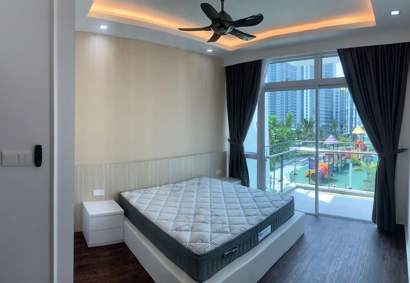 Paradiso Nuova Medini