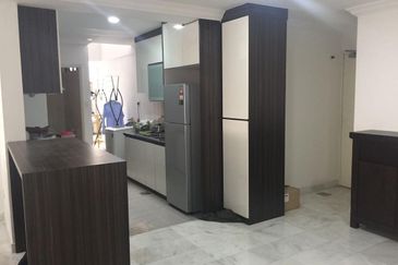 Aloha Tower Condominium