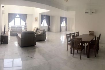 Aloha Tower Condominium