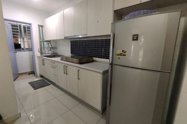 Dedaun Hijau (Greenfield Regency)