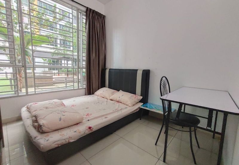 Dedaun Hijau (Greenfield Regency)