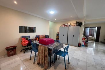 Aloha Tower Condominium