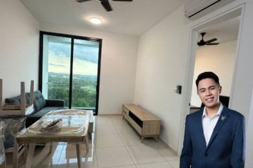 The M @ Medini Macrolink