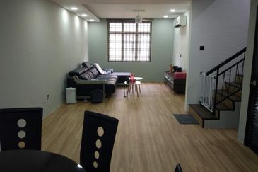 Nusa Villa Townhouse