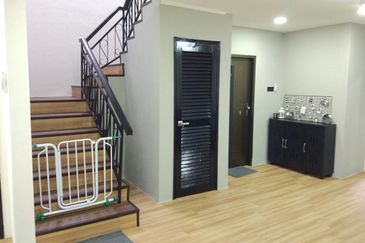 Nusa Villa Townhouse