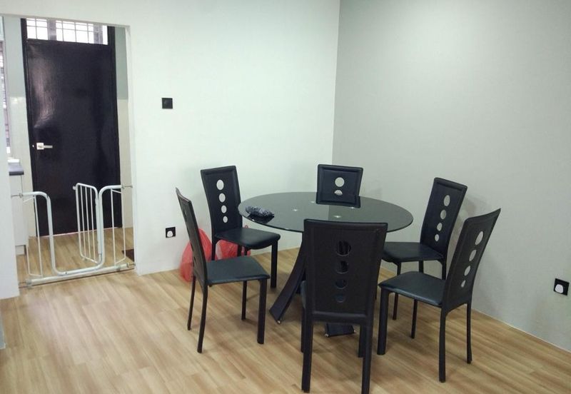 Nusa Villa Townhouse