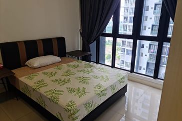 D\'Pristine @ Medini