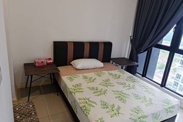 D\'Pristine @ Medini