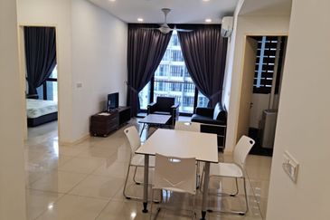 D\'Pristine @ Medini