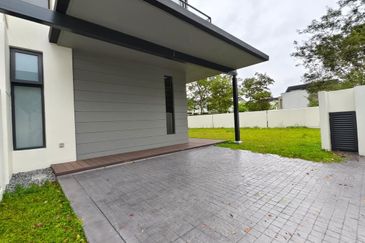 Avira Garden Terraces @ Medini