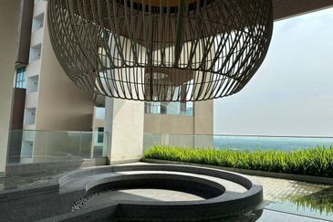 Puteri Cove Residences