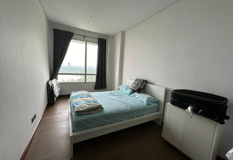 Puteri Cove Residences