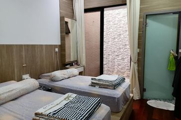 The Canal Garden South, Horizon Hills