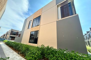 Aurora Resort Villas