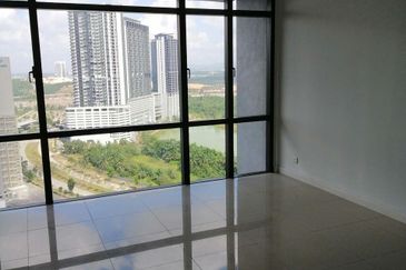 Grand Medini