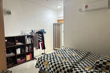 Bangunan Duta Impian (The Embassy Suites)