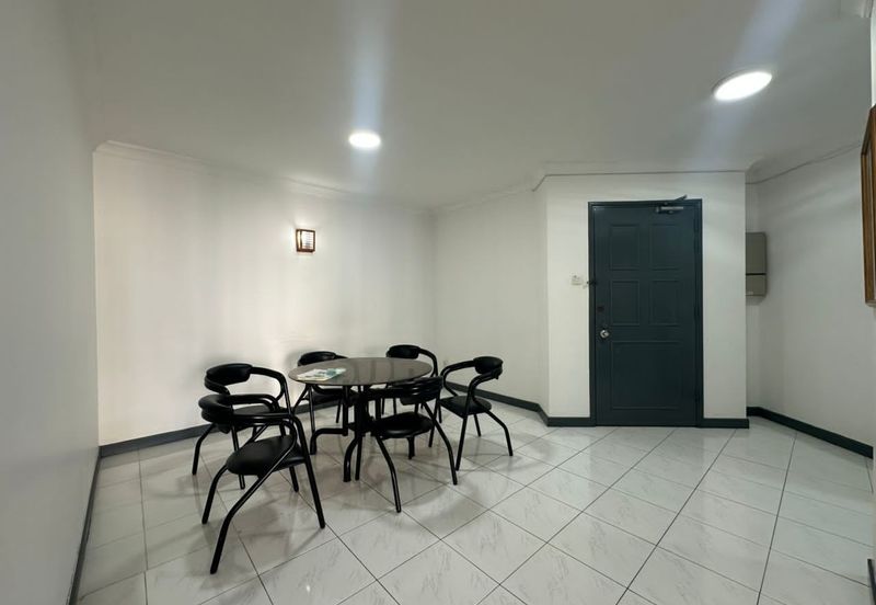 The Straits View, Bandar Baru Permas Jaya