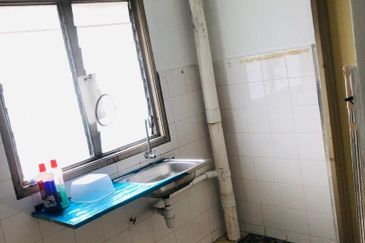 Bandar Tasik Selatan Low Cost Flat