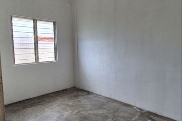 Puchong Utama Court 2