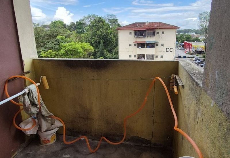 Puchong Utama Court 2