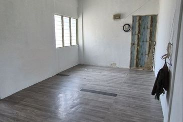 Puchong Utama Court 2