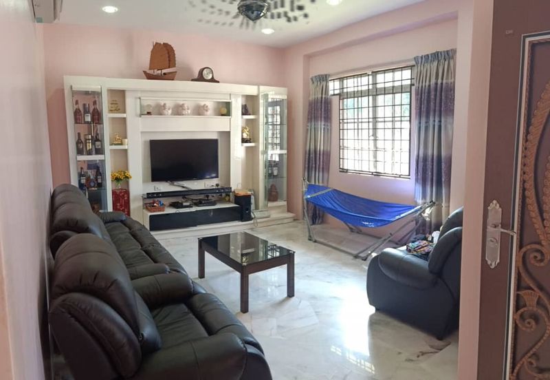 1 Storey Bungalow Jalan Tasik Bringing , Taman Pantai Sepang Putra, Sepang