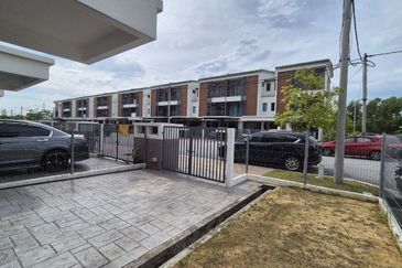 [LOWER UNIT] Townhouse Elegan Residensi Putra Perdana Puchong 